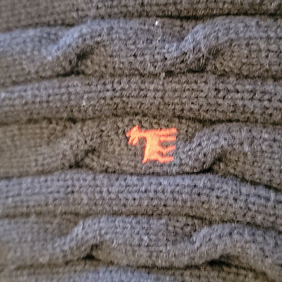 ladies large old navy sweater w hood  navy blue w red deer - Picture 2 of 5